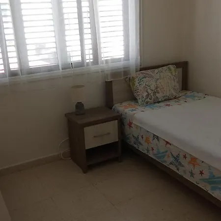 2 Bedroom In Makenzi Appartement