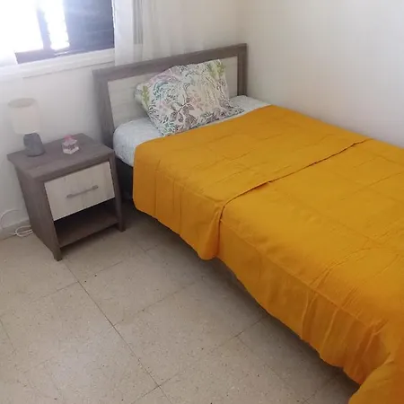 2 Bedroom In Makenzi *