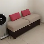 アパート 2 Bedroom In Makenzi *