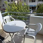 アパート 2 Bedroom In Makenzi *