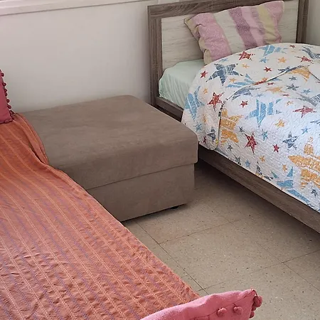 2 Bedroom In Makenzi