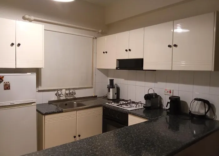 2 Bedroom In Makenzi Апартаменти