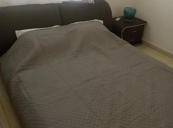 2 Bedroom In Makenzi דירה לרנקה