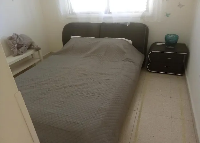 2 Bedroom In Makenzi * לרנקה