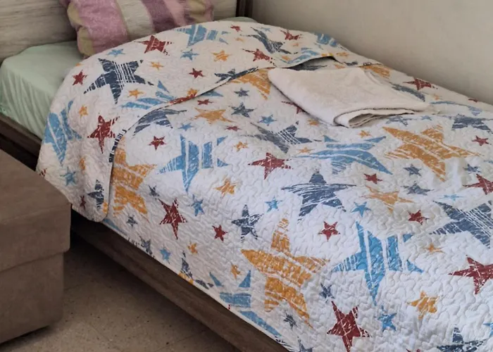 2 Bedroom In Makenzi *